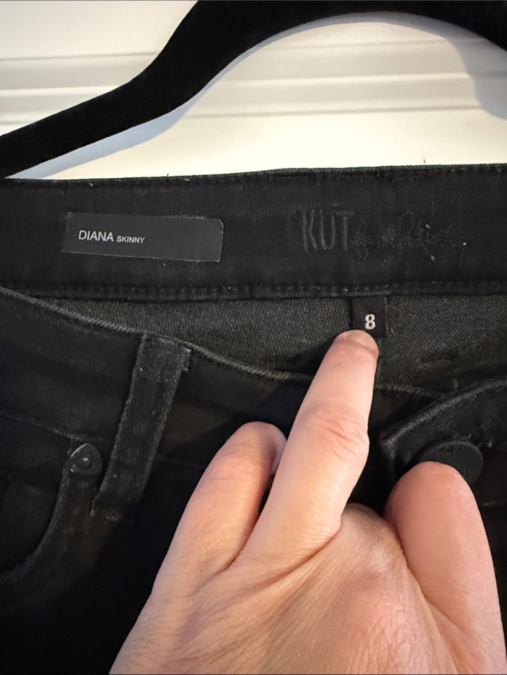 Kut from the Kloth Black- Diana Skinny - Picture 3 of 4